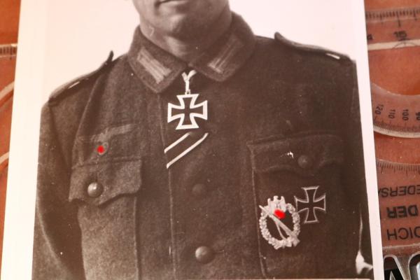 Portrait mir unbekannter Ritterkreuzträger - neuzeitlicher Abzug